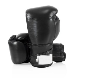 2025 Gants de MMA professionnels personnalisés dernière conception avec logo Gants de boxe gagnants personnalisés en cuir - Product Image 1