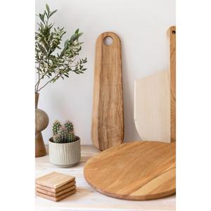 Tabla de cortar de madera sostenible cuidadosamente hecha de recursos renovables adecuados para hogares con conciencia ecológica - Product Image 3