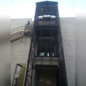 Ascenseur durable de marchandises industrielles de Ganesh Charge verticale de serrure électromécanique résistante de 0.5 à 5 tonnes manipulant le fournisseur d'OEM - Product Image 3