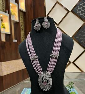 ชุดสร้อยคอพร้อมต่างหูประดับด้วยลูกปัดไฮโดรและพลอย CZ คุณภาพพรีเมียมเคลือบเงินสวยงาม เหมาะสำหรับงานแต่งงาน สำหรับผู้หญิง - Product Image 3