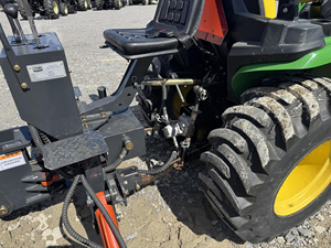 Tracteur à roues T-I-T-A-N ATTACHMENTS LW71 2025 avec pompe à engrenages moteur - Product Image 2