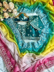 ขายส่ง OEM รับออเดอร์จำนวนมาก เสื้อผ้าสำหรับงานเทศกาลทันสมัย น้ำหนักเบา ผ้าจอร์เจตต์ปักลาย ไม่ยับ แห้งเร็ว สำหรับงานปาร์ตี้ - Product Image 2