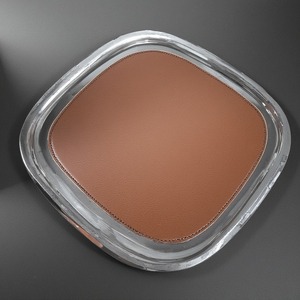 ถาดหนังคุณภาพพรีเมียมพร้อมด้ามจับที่หรูหราและพื้นผิวเรียบเหมาะสำหรับห้องรับประทานอาหารห้องครัวหรืองานนำเสนอเลานจ์ - Product Image 2