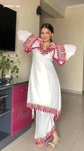 Traje Salwar de Mujer con Estampado Digital y Encaje, Estilo Étnico, en Georgette Sintética, Fabricante de Moda de Surat, en Venta - Product Image 5