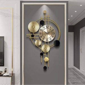 Nouveau Design moderne horloge murale en métal tenture murale plaques horloge murale décor à la maison pour salon chambre bureau hôtel cadeau de mariage - Product Image 2