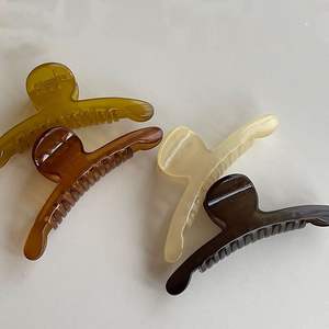 مشابك شعر بلاستيكية كبيرة شفافة بأسلوب أوروبي أمريكي، مشابك شعر بنية اللون للاستخدام اليومي، بيع بالجملة بكميات كبيرة، جودة عالية ومتينة - Product Image 1