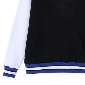 Sudadera Unisex Zeta Crest Chenille Negra con Cuello Redondo |   Sudadera de Forro Polar para Invierno, Lavado Ácido, Ecológica, Estilo Urbano Tricolor - Product Image 6