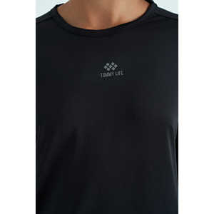 Camiseta de Mujer Tommylife al por Mayor, Negra, Cuello Redondo, con Detalle Estampado, Oversize, Manga Corta - 97263 - BLANCA - Product Image 3