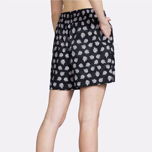 Pantalones cortos de mujer de color personalizados a precio barato hechos en Pakistán, pantalones cortos cómodos de alta calidad para mujer - Product Image 5