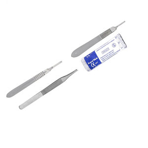 Kit d'instruments chirurgicaux de base Kit d'instruments chirurgicaux de chirurgie mineure de la meilleure qualité avec boîte en aluminium - Product Image 6