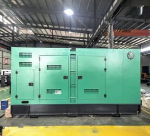 Generador Diésel Silencioso de 15kVA, 400V, Trifásico, 50Hz, con Arranque Eléctrico y Cubierta Insonorizada para Energía de Respaldo en Obras de Construcción - Product Image 2