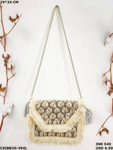 Pochette de plage pour femme Banjara Boho Designer, faite à la main, décontractée, en cuir artisanal, ornée de perles et de broderies en pierre, multi-usages - Product Image 2