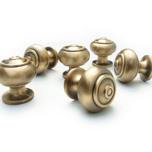 Boutons de porte ronds en métal poli or mat pour décoration de portes intérieures et extérieures Articles de quincaillerie de meubles de luxe Boutons pour bureau à domicile - Product Image 1
