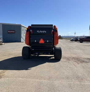 Máquina KUBOTA BV4160, empacadora de heno de paja REDONDA/empacadora de heno cuadrada para agricultura - Product Image 3