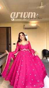 Zain Exports - Vestidos Anarkali Tradicionales Indios de Foux Georgette con Bordado de Hilo y Lentejuelas, Reversibles, para Bodas, Fiestas y Festivales - Product Image 2