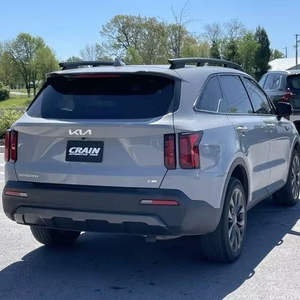 Gris 2024 K i a Sor ento Hybrid SX-Prestige AWD con asientos de cuero Sistema de navegación de techo solar de arranque remoto Asientos de tercera fila - Product Image 6