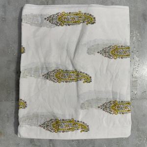 Tissu en coton imprimé à la main de Jaipur, style mignon, écologique, respirant, motif floral, pour la couture, pour filles et garçons, vendu au mètre - Product Image 3