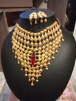 Parure de bijoux classique plaquée or 24 carats pour femme, style vintage, collier et boucles d'oreilles Comores Mayotte, fabriquée en Allemagne, États-Unis, France, en alliage