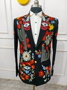 Traje negro de diseñador para hombre con bordado floral Traje formal a medida personalizado - Product Image 4