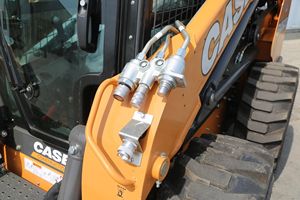 Cargadora Retroexcavadora SV280B 2024 con Componentes Principales: Motor, Bomba, Caja de Cambios, 1 Año de Garantía en Venta - Product Image 3