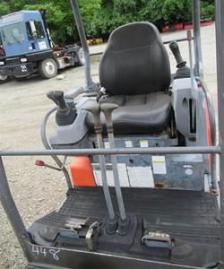 Mini chargeur d'excavatrice KX41-3V Kubota 2010 à vendre Machine compacte de 1.7 tonnes avec contrôle de précision et fiabilité éprouvée - Product Image 1