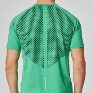 Camiseta de sublimación para hombre de alto rendimiento: transpirable y absorbente de humedad, diseño personalizable para equipos deportivos - Product Image 3