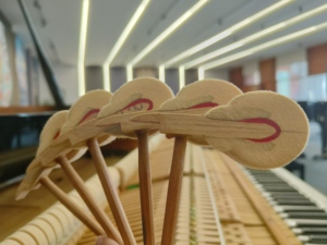 เปียโนแกรนด์ Kawai KG3C 88 คีย์ คีย์บอร์ดไม้แท้แบบถ่วงน้ำหนัก สไตล์คลาสสิกแบบมืออาชีพ ติดตั้งบนพื้น - Product Image 6