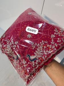 Georgette tradicional indio con estampado Bandhej y trabajo de bordado Sari Fabricante y proveedor de Surat - Product Image 6