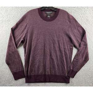 เสื้อสเวตเตอร์คอกลมผ้าเมอริโนวูลสำหรับผู้ชายของบลูมมิงเดลส์ สีชมพู - เพิ่มความมีสไตล์ให้กับตู้เสื้อผ้าของคุณ - Product Image 3