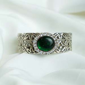 Brazalete Abrible de Plata 925 con Esmeralda Anokhi Fusion, Coleccionable Cultural - Product Image 1