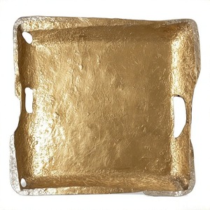 Plateau rectangulaire en aluminium fabriqué à la main avec poignées en fonte à structure solide Finition propre Bord en velours Design de luxe pour l'hôtesse - Product Image 1