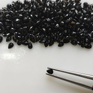 Spinelle noir naturel 3x2MM, coupe poire, pierre précieuse en vrac de la meilleure qualité pour la fabrication de bijoux - Product Image 1