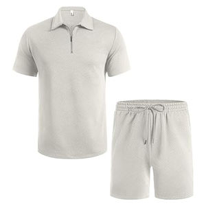 Tenues de sport de jogging athlétique gris clair respirant pour hommes ensemble de 2 pièces polo à fermeture éclair et short ensemble de survêtement - Product Image 3