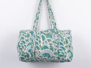 Bolsa de Viaje Deportiva Acolchada de Algodón Ecológico Hecha a Mano, Diseño Floral, Gran Capacidad, Duradera, de Lujo, para Fin de Semana - Product Image 2