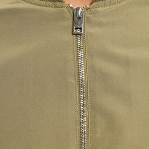 Veste bomber d'hiver pour homme de qualité supérieure à 100%, faible MOQ, fabrication sur mesure, tissu en toile, logo frontal, vestes bomber de baseball - Product Image 4