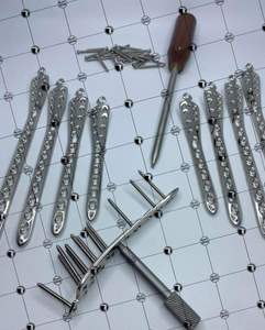 Placa de bloqueo de tibia distal 3,5mm (5H a 12H) con tornillos de bloqueo (juego de 120 piezas) Implante ortopédico veterinario de acero inoxidable 316L - Product Image 2