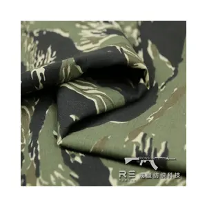 Hoge Kwaliteit Tactische Aangepaste Tc Polyester/Katoenen Stof Uniformen Digitale Camouflage Stoffen