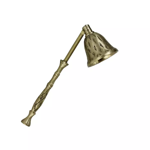 Éteignoir à bougie en laiton de style antique artisanat en métal de fantaisie - Product Image 2