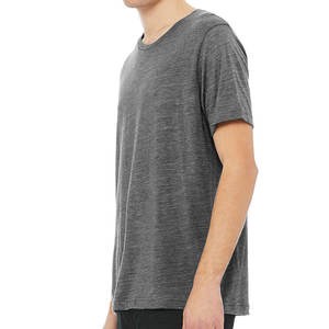 T-shirt unisexe en polycoton à manches courtes gris foncé T-shirts pour hommes - Product Image 5
