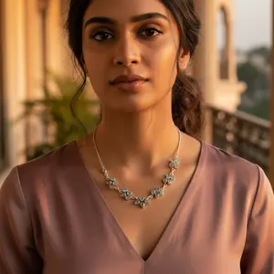 Pendentifs et breloques en argent 925, collier de fleurs en pierre de lune pour femmes, bijoux cadeau - Product Image 1