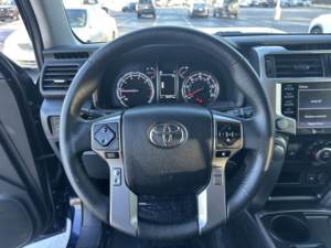 Toyota 4Runner TRD Sport V6 4.0L RWD 2023 Usado en Buen Estado - Product Image 4