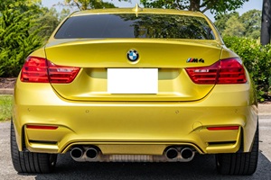 PAQUETE COMPETENCIA USADO LHD/RHD 2016 B M W M4 COUPE - Product Image 2