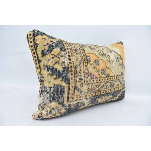 Almohada de Lana de 16x24 Pulgadas, Diseño Bohemio Dorado, Estilo Kantha, Patrón Vintage, Técnica de Tejido, Antideslizante, Ecológica, Extraíble - Product Image 3