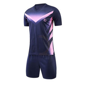 Vêtements de football de couleur unie de qualité supérieure nouveau style design uniforme dernière version en vente - Product Image 1