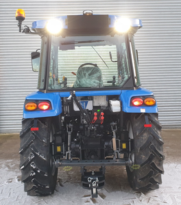รถแทรกเตอร์โซลิส S50 4WD รุ่นประสิทธิภาพสูง พร้อมห้องโดยสารและที่ตัก สำหรับขาย ราคาประหยัด รถแทรกเตอร์การเกษตรที่เชื่อถือได้ - Product Image 6