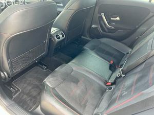 Gran Oferta, Excelente Estado: Mercedes-Benz Clase A 220 4MATIC Sedán AWD 2022, Listo para Enviar - Product Image 4