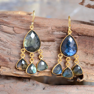 Boucles d'oreilles pendantes et à goutte en argent 925 avec labradorite et placage or, bijoux tendance pour les mariages, les fêtes, cadeaux - Product Image 2