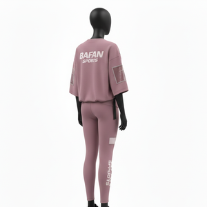 Conjunto Deportivo Personalizado con Logotipo, Leggings de Nailon y Spandex de 250 g/m², Camiseta Holgada, Diseño con Parches Reflectantes - Product Image 5