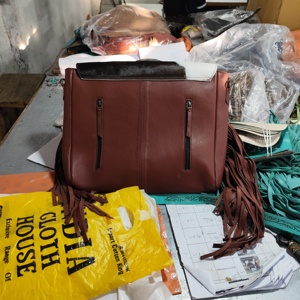 Bolso de cuero de piel occidental, bolso cruzado de estilo moderno con correa de herramientas manuales, bolso Floral tallado, bolso con flecos, bolso de transporte oculto - Product Image 2