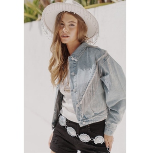 Chaqueta Vaquera con Flecos para Mujer, Diseño Personalizado al por Mayor, Calidad Premium, con Tela Suave y Cómoda y Artesanía Duradera - Product Image 4